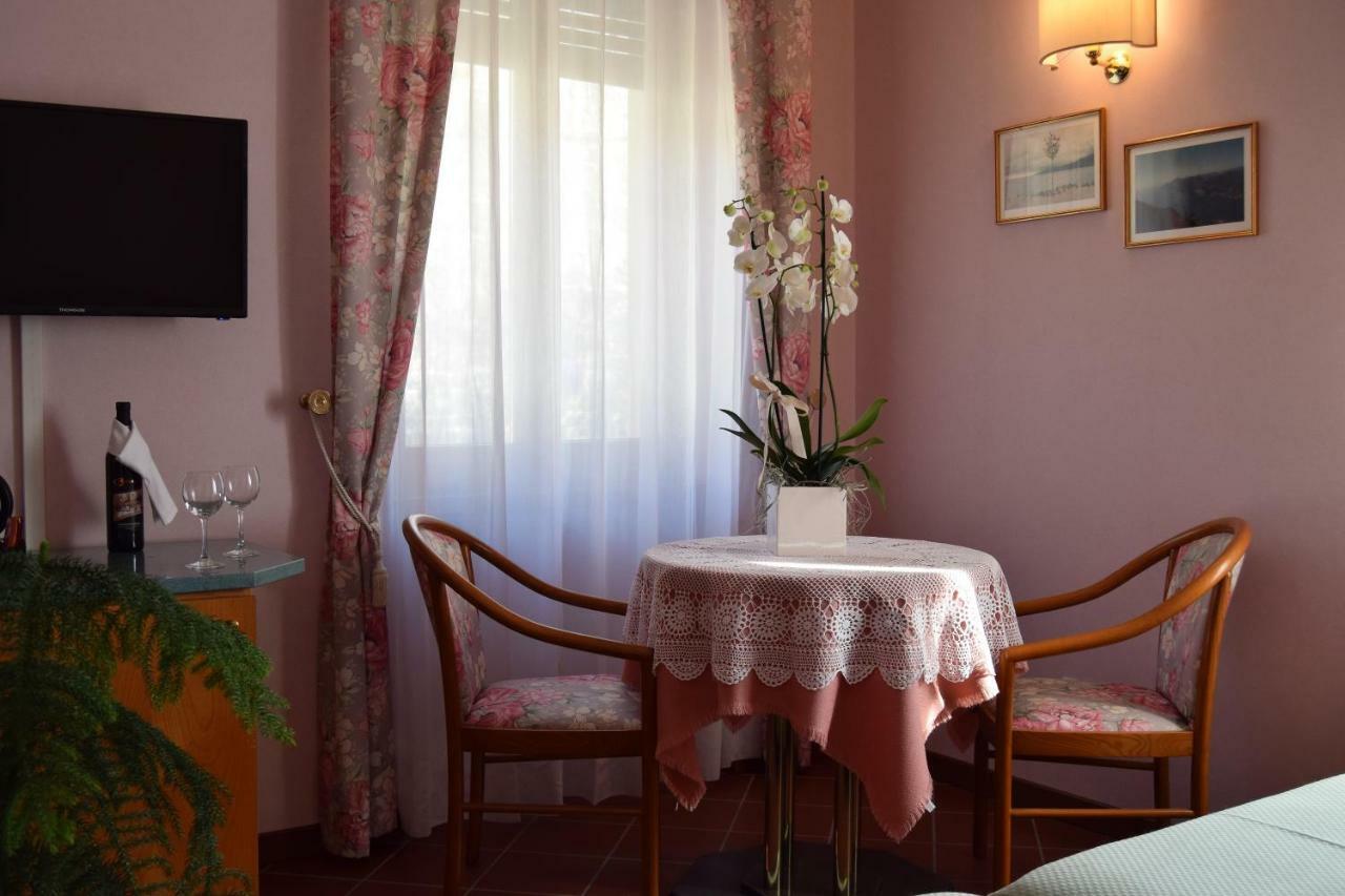 Villa Torre - Atmosfera Romantica Brenzone sul Garda Exterior foto